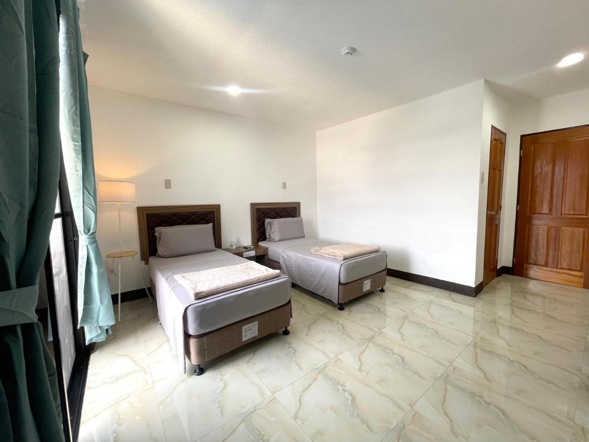 פנגלאו Mgh Alona Resort מראה חיצוני תמונה